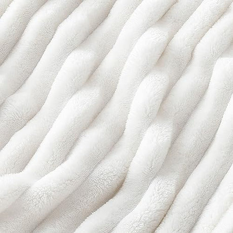 mb-var:Blanco roto